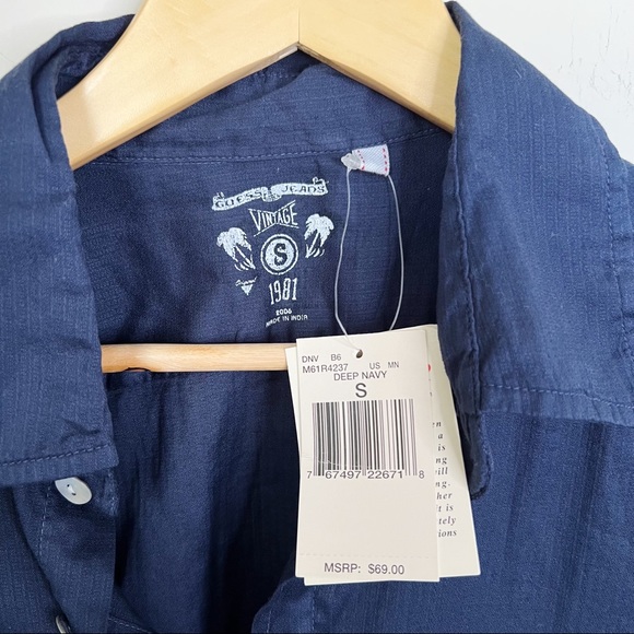 Guess Jeans Mens Navy Long Sleeve Button-Down Shirt Size S NWT - Picture 2 of 7